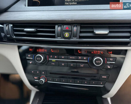 Белый БМВ Х5, объемом двигателя 2.99 л и пробегом 170 тыс. км за 32500 $, фото 16 на Automoto.ua