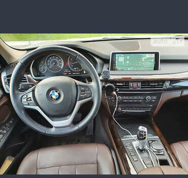 Білий БМВ Х5, об'ємом двигуна 2.99 л та пробігом 189 тис. км за 26000 $, фото 12 на Automoto.ua