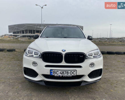 Белый БМВ Х5, объемом двигателя 2.99 л и пробегом 185 тыс. км за 23000 $, фото 1 на Automoto.ua