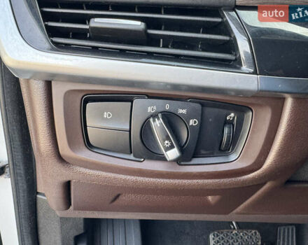 Белый БМВ Х5, объемом двигателя 2.98 л и пробегом 126 тыс. км за 26000 $, фото 27 на Automoto.ua