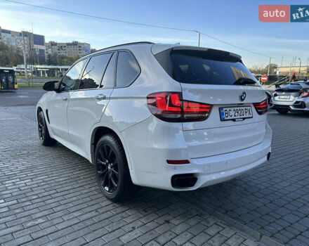 Белый БМВ Х5, объемом двигателя 2.98 л и пробегом 168 тыс. км за 30900 $, фото 2 на Automoto.ua