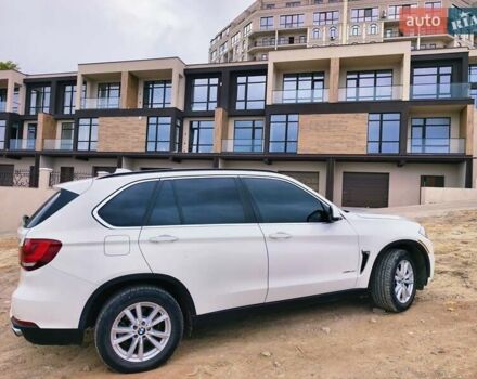 Белый БМВ Х5, объемом двигателя 2.98 л и пробегом 83 тыс. км за 26000 $, фото 1 на Automoto.ua