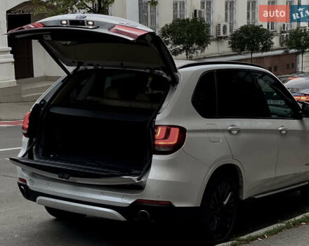 Білий БМВ Х5, об'ємом двигуна 3 л та пробігом 65 тис. км за 23800 $, фото 18 на Automoto.ua
