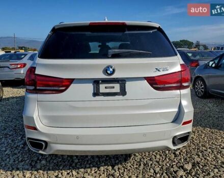Білий БМВ Х5, об'ємом двигуна 2.99 л та пробігом 95 тис. км за 7800 $, фото 5 на Automoto.ua