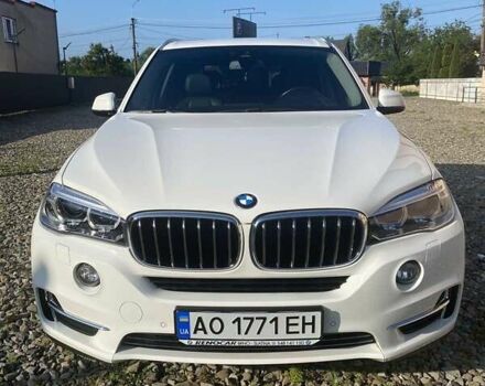 Белый БМВ Х5, объемом двигателя 2.99 л и пробегом 182 тыс. км за 33800 $, фото 1 на Automoto.ua