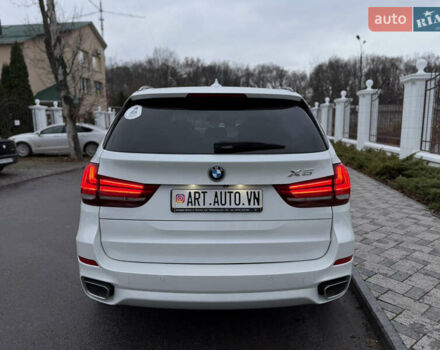 Белый БМВ Х5, объемом двигателя 2.99 л и пробегом 170 тыс. км за 32500 $, фото 4 на Automoto.ua