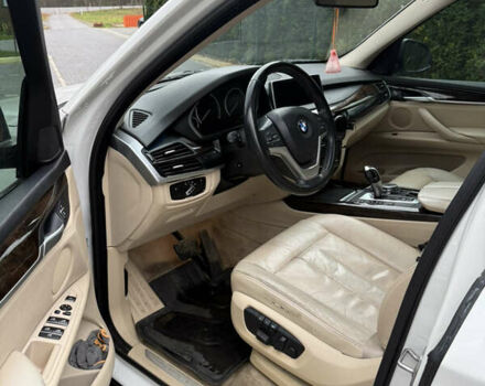 Белый БМВ Х5, объемом двигателя 2.98 л и пробегом 211 тыс. км за 28000 $, фото 13 на Automoto.ua