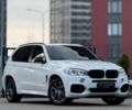 Білий БМВ Х5, об'ємом двигуна 3 л та пробігом 145 тис. км за 23500 $, фото 1 на Automoto.ua
