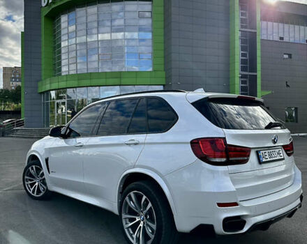 БМВ Х5 2015 в Кривом Роге на Automoto.ua Белый БМВ Х5, объемом двигателя 2.98 л и пробегом 115 тыс. км за 30000 $, фото 5 на Automoto.ua