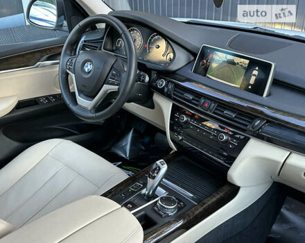 Белый БМВ Х5, объемом двигателя 2.98 л и пробегом 127 тыс. км за 24999 $, фото 16 на Automoto.ua