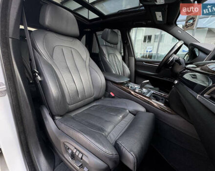 Белый БМВ Х5, объемом двигателя 3 л и пробегом 308 тыс. км за 27999 $, фото 28 на Automoto.ua