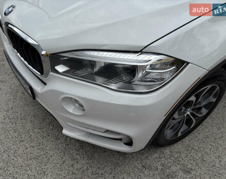 Білий БМВ Х5, об'ємом двигуна 2.98 л та пробігом 232 тис. км за 21500 $, фото 1 на Automoto.ua