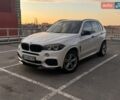 Білий БМВ Х5, об'ємом двигуна 2 л та пробігом 148 тис. км за 27800 $, фото 1 на Automoto.ua