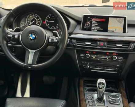 Белый БМВ Х5, объемом двигателя 3 л и пробегом 308 тыс. км за 27999 $, фото 19 на Automoto.ua