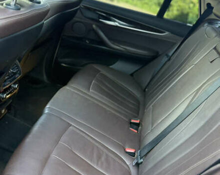 БМВ Х5 2015 в Днепре (Днепропетровске) на Automoto.ua Белый БМВ Х5, объемом двигателя 3 л и пробегом 225 тыс. км за 22000 $, фото 35 на Automoto.ua