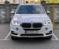 Білий БМВ Х5, об'ємом двигуна 2 л та пробігом 160 тис. км за 35000 $, фото 1 на Automoto.ua