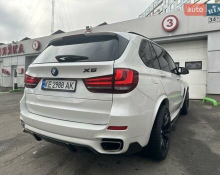 Білий БМВ Х5, об'ємом двигуна 3 л та пробігом 114 тис. км за 25000 $, фото 3 на Automoto.ua