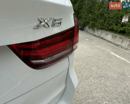 Білий БМВ Х5, об'ємом двигуна 2.98 л та пробігом 232 тис. км за 21500 $, фото 19 на Automoto.ua