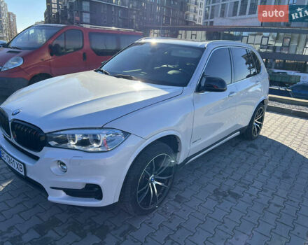 Білий БМВ Х5, об'ємом двигуна 2.98 л та пробігом 203 тис. км за 22900 $, фото 7 на Automoto.ua