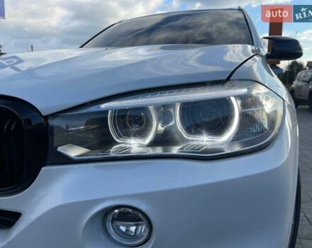 Білий БМВ Х5, об'ємом двигуна 2.98 л та пробігом 204 тис. км за 17300 $, фото 3 на Automoto.ua