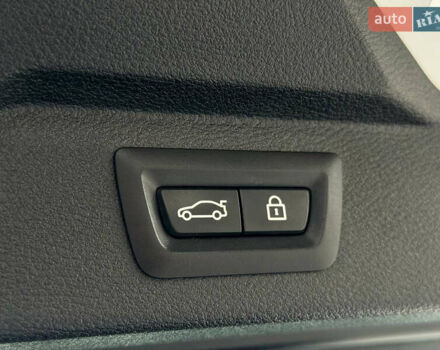 Белый БМВ Х5, объемом двигателя 3 л и пробегом 308 тыс. км за 27999 $, фото 30 на Automoto.ua