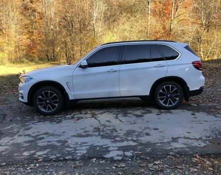 Белый БМВ Х5, объемом двигателя 2 л и пробегом 228 тыс. км за 27000 $, фото 3 на Automoto.ua