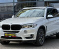 Белый БМВ Х5, объемом двигателя 3 л и пробегом 258 тыс. км за 22000 $, фото 2 на Automoto.ua