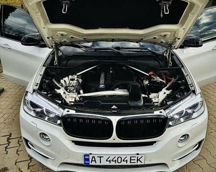 Білий БМВ Х5, об'ємом двигуна 2.98 л та пробігом 226 тис. км за 28999 $, фото 1 на Automoto.ua