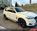 Белый БМВ Х5, объемом двигателя 3 л и пробегом 142 тыс. км за 22000 $, фото 2 на Automoto.ua