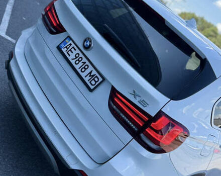 БМВ Х5 2015 в Днепре (Днепропетровске) на Automoto.ua Белый БМВ Х5, объемом двигателя 3 л и пробегом 225 тыс. км за 22000 $, фото 12 на Automoto.ua