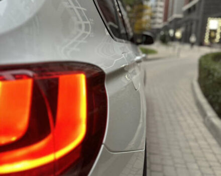 Білий БМВ Х5, об'ємом двигуна 2.99 л та пробігом 125 тис. км за 41500 $, фото 5 на Automoto.ua