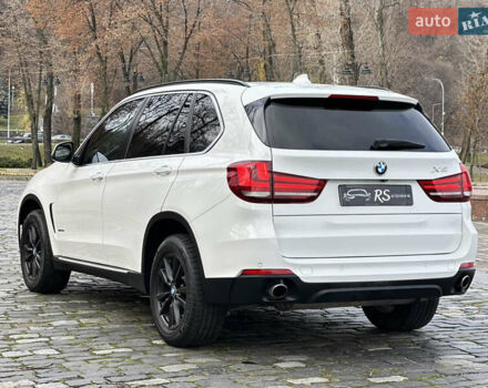 Белый БМВ Х5, объемом двигателя 2.98 л и пробегом 209 тыс. км за 17950 $, фото 7 на Automoto.ua