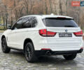 Белый БМВ Х5, объемом двигателя 2.98 л и пробегом 209 тыс. км за 17950 $, фото 7 на Automoto.ua
