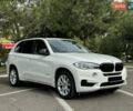 Белый БМВ Х5, объемом двигателя 2.98 л и пробегом 169 тыс. км за 25400 $, фото 6 на Automoto.ua
