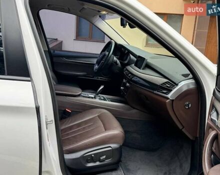 Белый БМВ Х5, объемом двигателя 2 л и пробегом 248 тыс. км за 22500 $, фото 34 на Automoto.ua