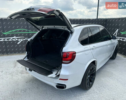Білий БМВ Х5, об'ємом двигуна 2.98 л та пробігом 183 тис. км за 26999 $, фото 33 на Automoto.ua