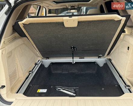 Білий БМВ Х5, об'ємом двигуна 2.98 л та пробігом 226 тис. км за 28999 $, фото 44 на Automoto.ua