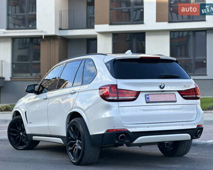 Білий БМВ Х5, об'ємом двигуна 2.99 л та пробігом 223 тис. км за 27800 $, фото 15 на Automoto.ua
