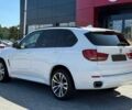 Білий БМВ Х5, об'ємом двигуна 3 л та пробігом 73 тис. км за 8100 $, фото 5 на Automoto.ua