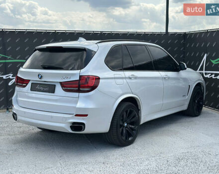 Білий БМВ Х5, об'ємом двигуна 2.98 л та пробігом 183 тис. км за 26999 $, фото 1 на Automoto.ua