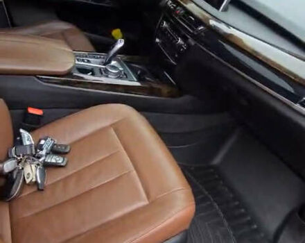 Белый БМВ Х5, объемом двигателя 3 л и пробегом 210 тыс. км за 23000 $, фото 3 на Automoto.ua