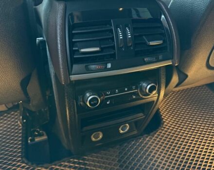 Белый БМВ Х5, объемом двигателя 3 л и пробегом 188 тыс. км за 26500 $, фото 6 на Automoto.ua