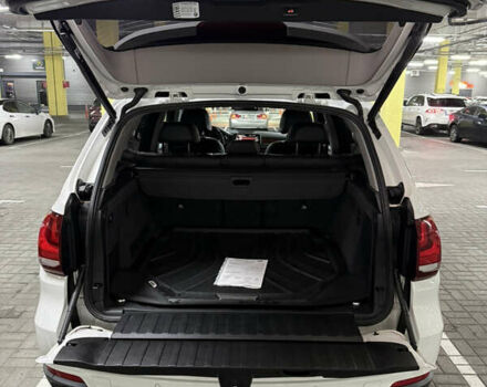 Белый БМВ Х5, объемом двигателя 2.98 л и пробегом 280 тыс. км за 18700 $, фото 13 на Automoto.ua