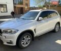 Белый БМВ Х5, объемом двигателя 2 л и пробегом 107 тыс. км за 28000 $, фото 2 на Automoto.ua