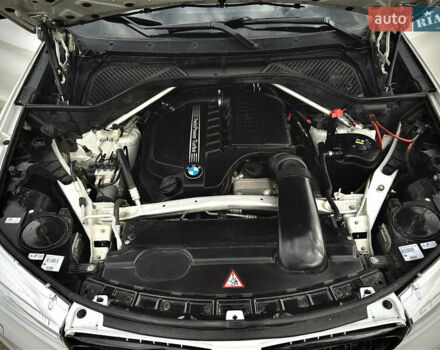 Білий БМВ Х5, об'ємом двигуна 2.98 л та пробігом 226 тис. км за 28999 $, фото 12 на Automoto.ua