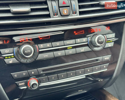 Белый БМВ Х5, объемом двигателя 2.98 л и пробегом 130 тыс. км за 28700 $, фото 29 на Automoto.ua