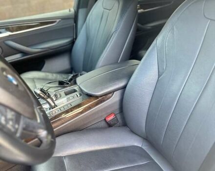 БМВ Х5 2016 в Днепре (Днепропетровске) на Automoto.ua Белый БМВ Х5, объемом двигателя 2.98 л и пробегом 107 тыс. км за 27500 $, фото 6 на Automoto.ua