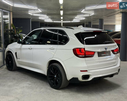 Білий БМВ Х5, об'ємом двигуна 4.39 л та пробігом 147 тис. км за 32900 $, фото 9 на Automoto.ua