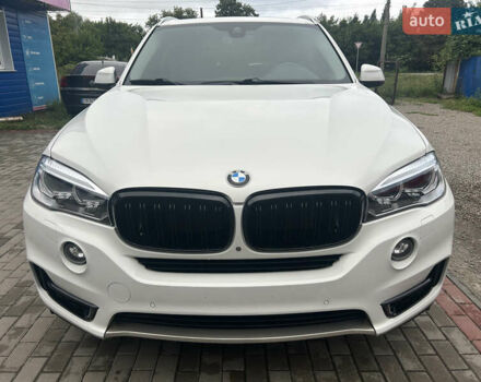 Белый БМВ Х5, объемом двигателя 2.99 л и пробегом 165 тыс. км за 28500 $, фото 3 на Automoto.ua