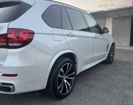 Белый БМВ Х5, объемом двигателя 2.99 л и пробегом 179 тыс. км за 35000 $, фото 3 на Automoto.ua